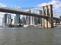 17 Brooklyn bridge toward Manhattan